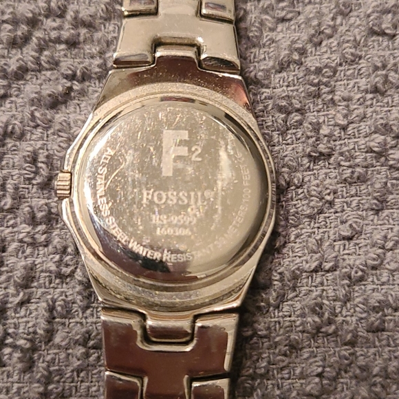 Fossil Watch - Picture 4 of 4